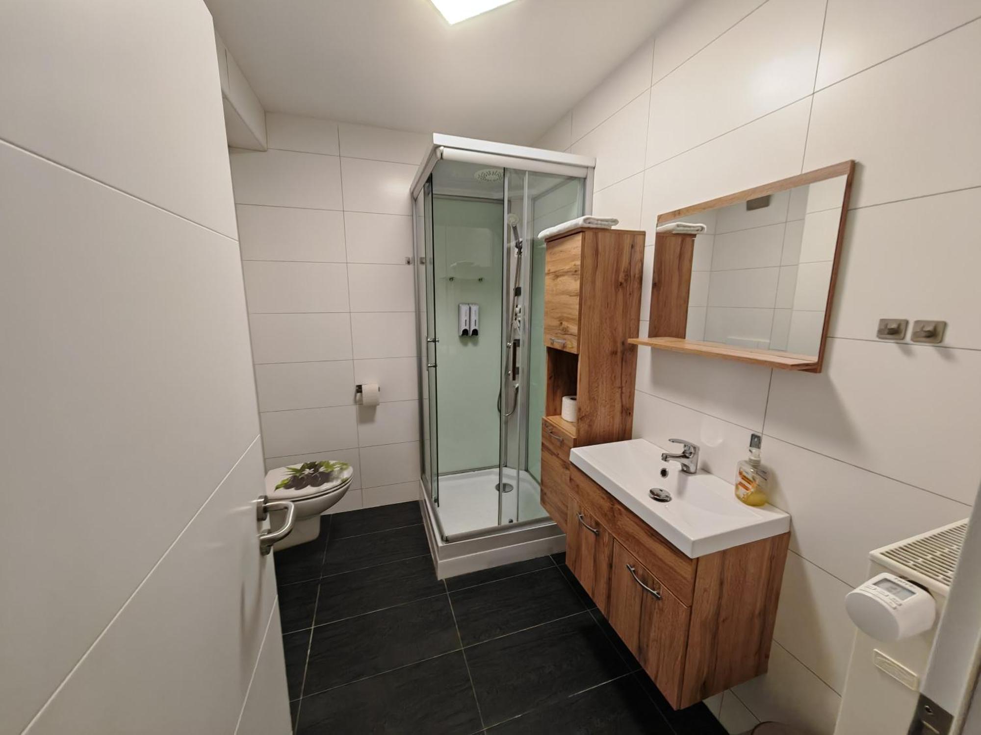Apartment E1 - Gut Ausgestattete 3-Zimmerwohnung 68 Qm Fuer 1-5 Personen 2Xzz 1Xsc Графенвёр Экстерьер фото